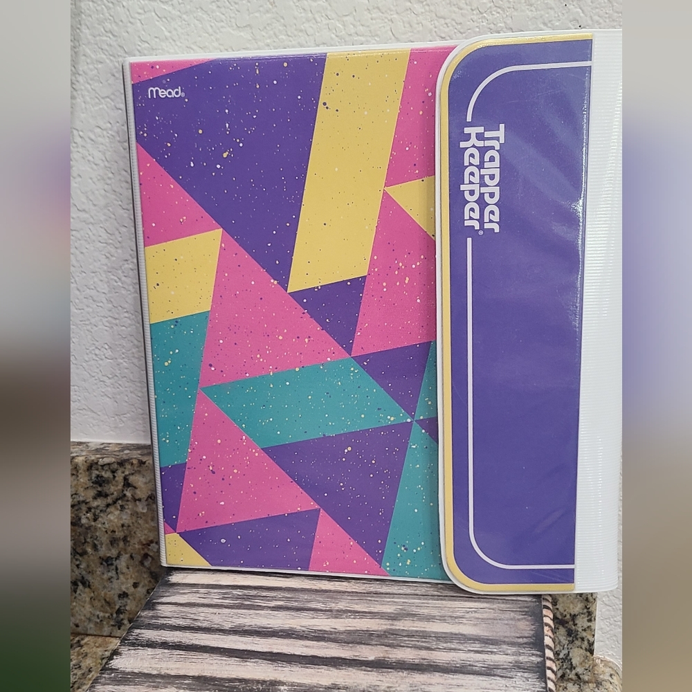 Retro Trapper Keeper 80s, new, binder w folders.